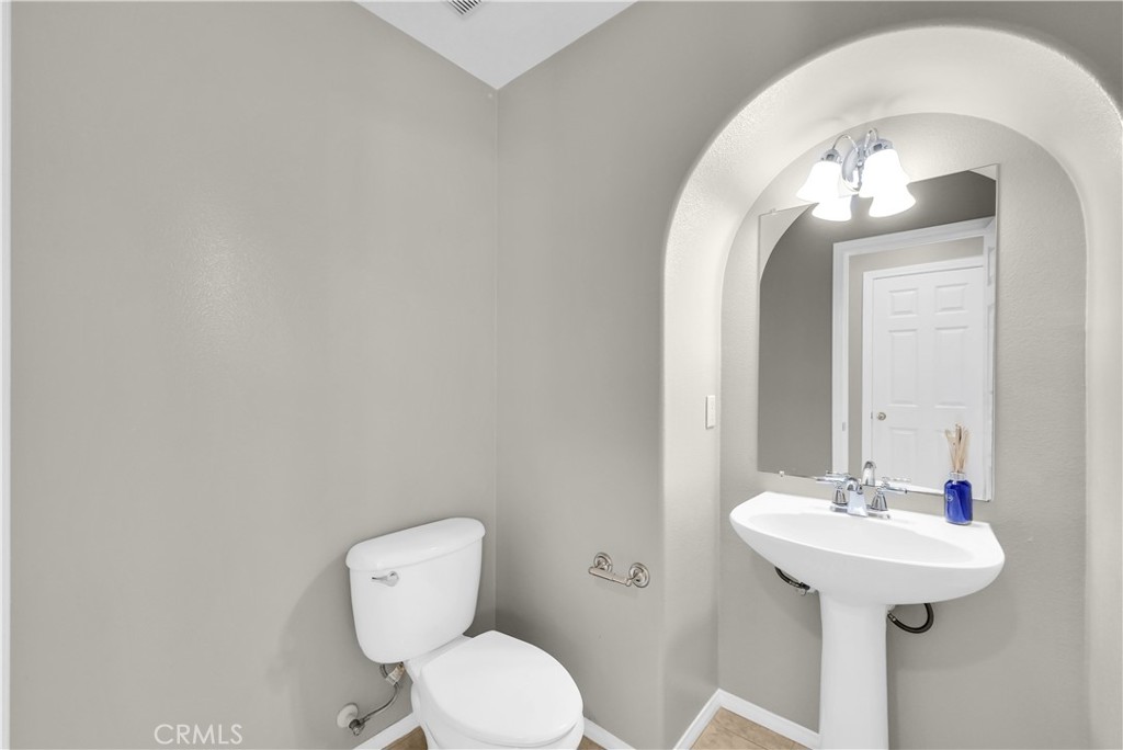 14 Conservatory Drive Ladera Ranch, CA 92694 - Photo 7 of 27