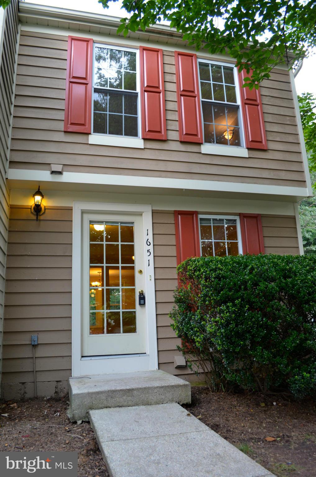 1651 Fieldthorn Drive Reston, VA 20194 - Photo 1 of 26 Exterior (Front)