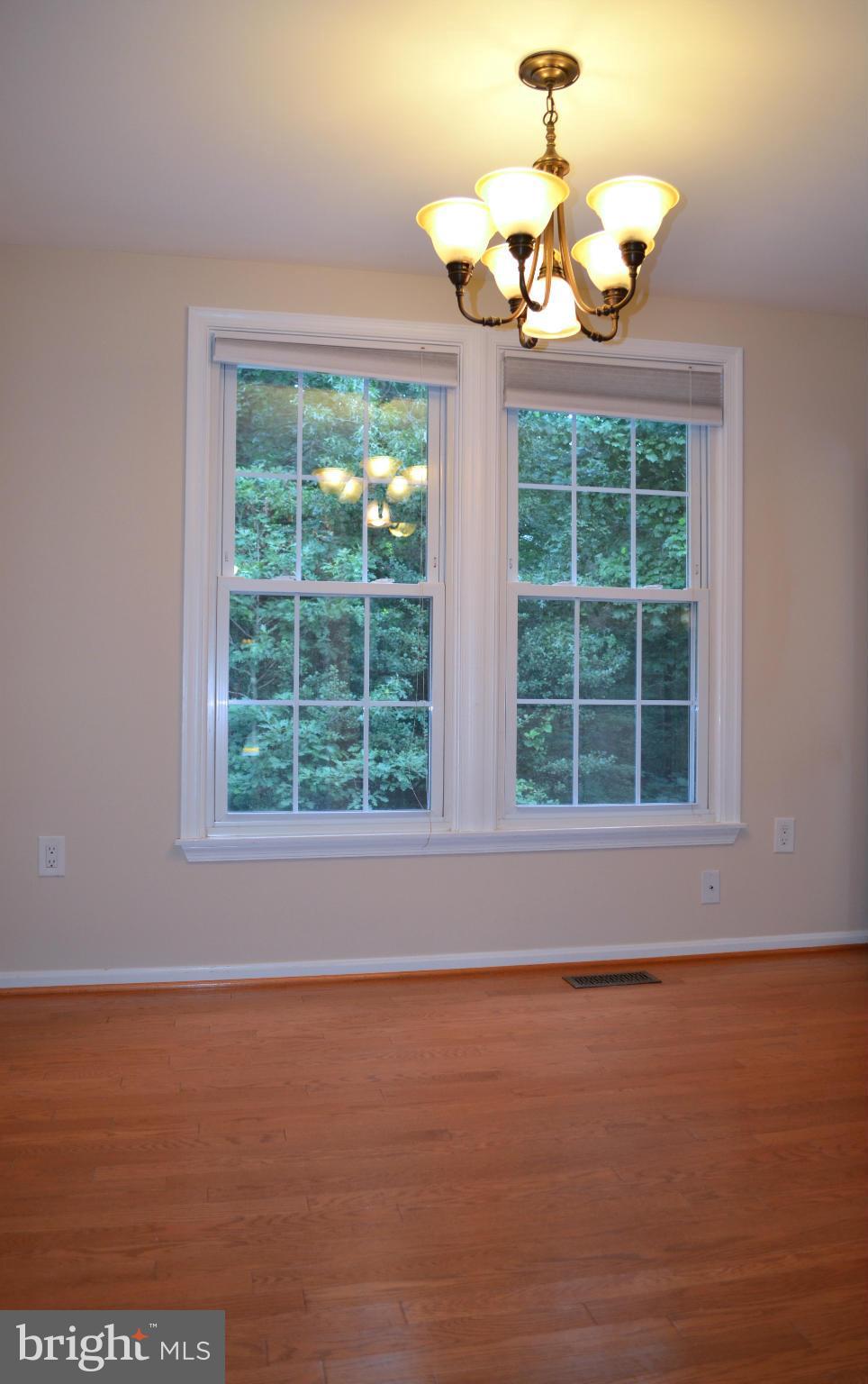 1651 Fieldthorn Drive Reston, VA 20194 - Photo 7 of 26 Dining Room