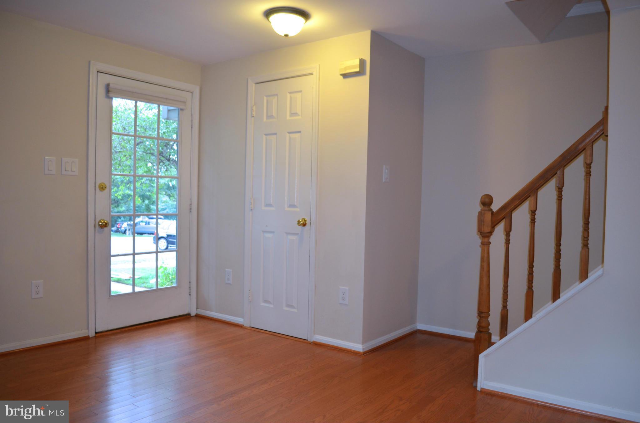 1651 Fieldthorn Drive Reston, VA 20194 - Photo 8 of 26 Interior (General)