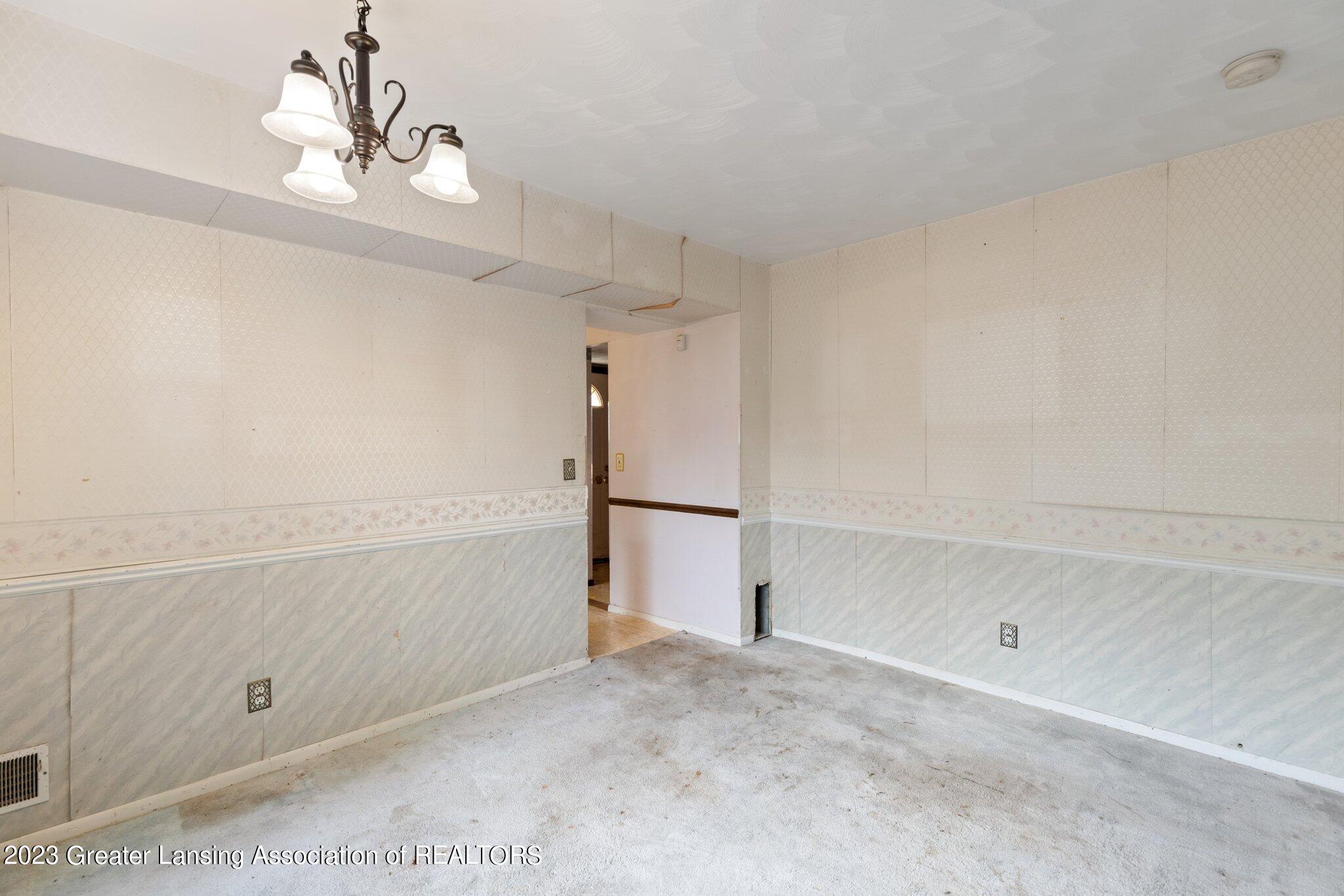 3507 West Jolly Road Lansing, MI 48911 - Photo 19 of 23 16-web-or-mls-0Z4A8250