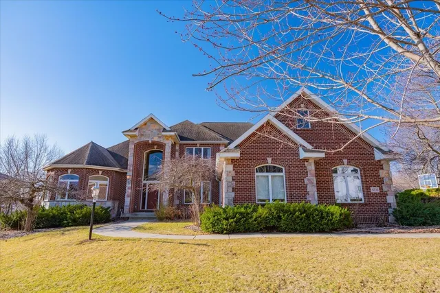 $1,250,000 | 8705 Fairway Oaks Drive, Verona, WI 53593