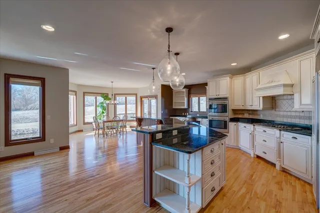 $1,250,000 | 8705 Fairway Oaks Drive, Verona, WI 53593