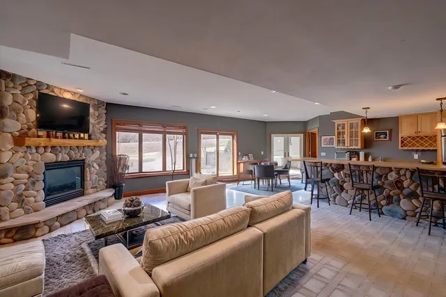 $1,250,000 | 8705 Fairway Oaks Drive, Verona, WI 53593