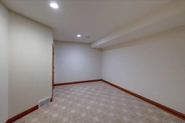 $1,250,000 | 8705 Fairway Oaks Drive, Verona, WI 53593