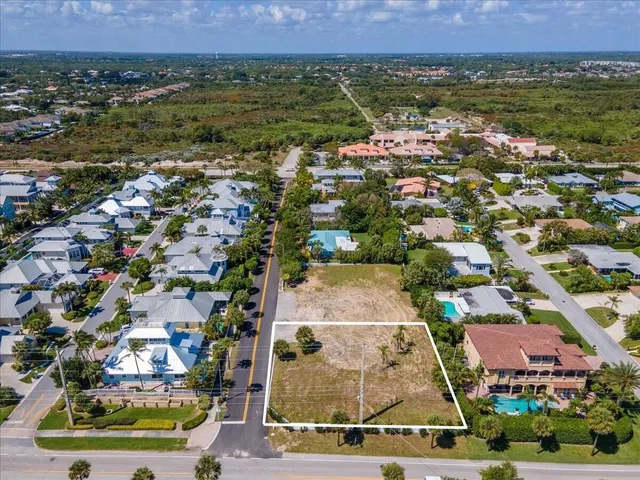 $1,875,000 | 401 Olympus Drive, Juno Beach, FL 33408