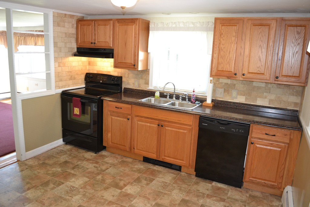 162 Codman Road Norwood, MA 02062 - Photo 21 of 24 Gallery Image 21