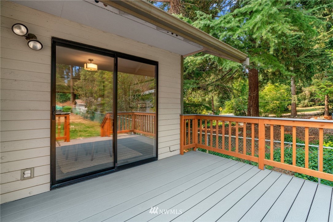 9505 228th Street Southwest Edmonds, WA 98020 - Photo 25 of 32 Gallery Image 25