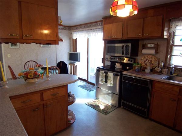 66 Mudnock Road Salisbury, MA 01952 - Photo 5 of 10 Gallery Image 5