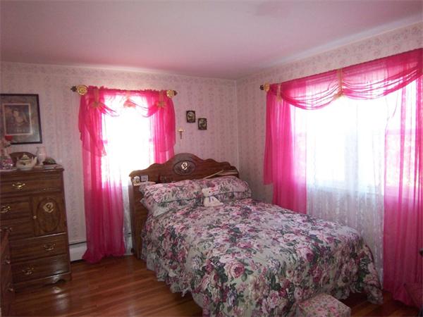 66 Mudnock Road Salisbury, MA 01952 - Photo 9 of 10 Gallery Image 9