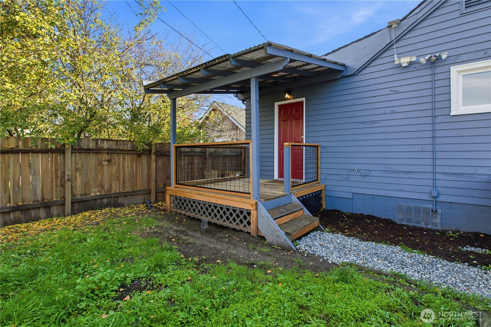321 3rd Street Northeast Auburn, WA 98002 - Photo 18 of 21 a backyard of a house with lots of green space