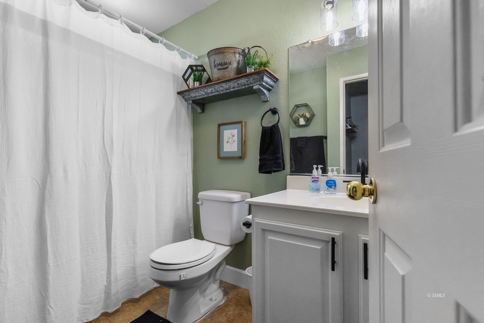 1208 Rebecca Avenue Ridgecrest, CA 93555 - Photo 41 of 48 Gallery Image 41