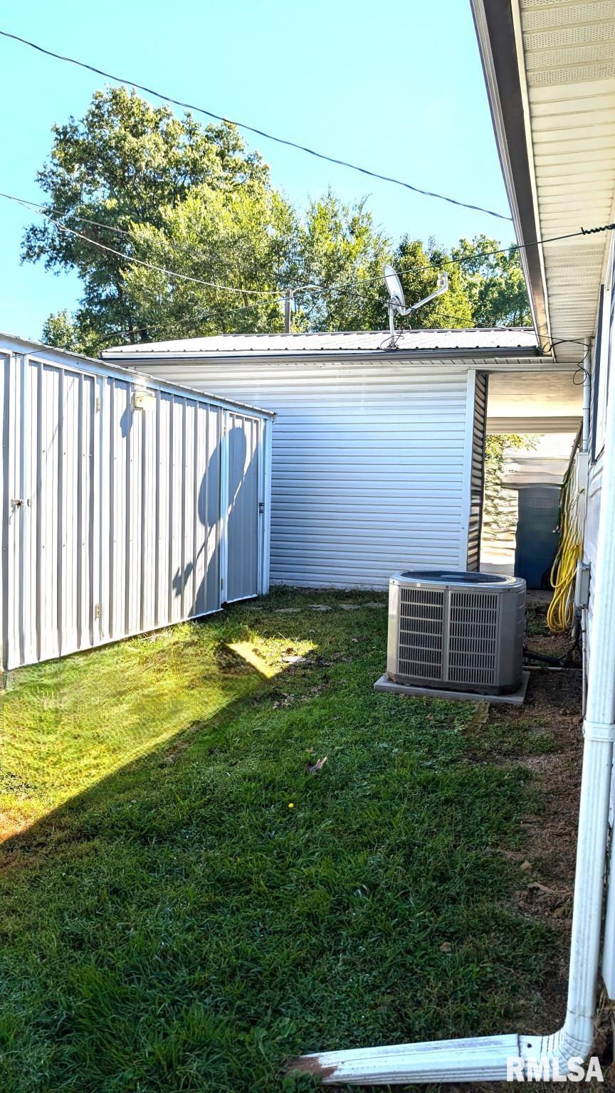 505 West Reed Street Benton, IL 62812 - Photo 26 of 28