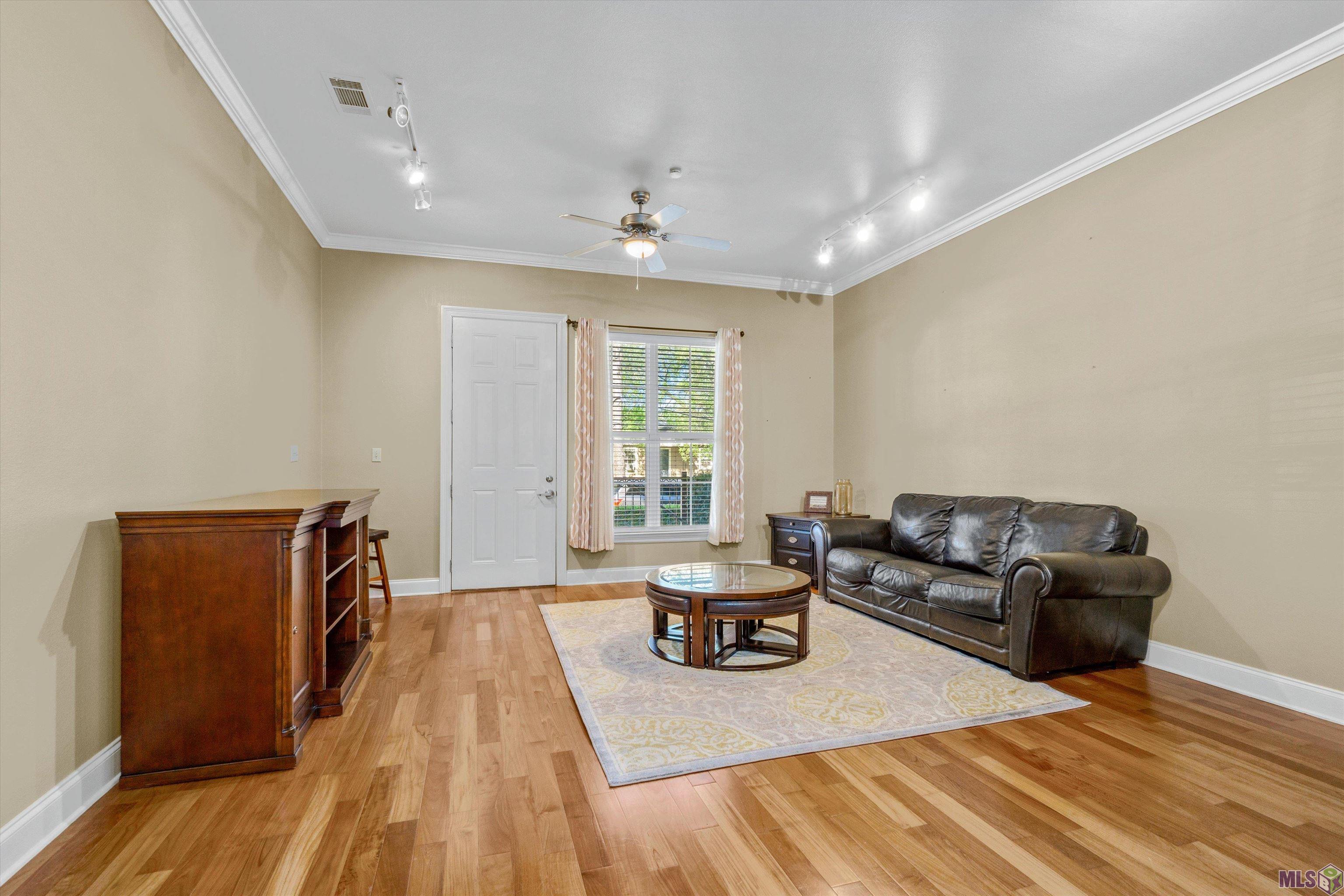 3390 Nicholson Drive, Unit C105 Baton Rouge, LA 70802 - Photo 4 of 14 Gallery Image 4