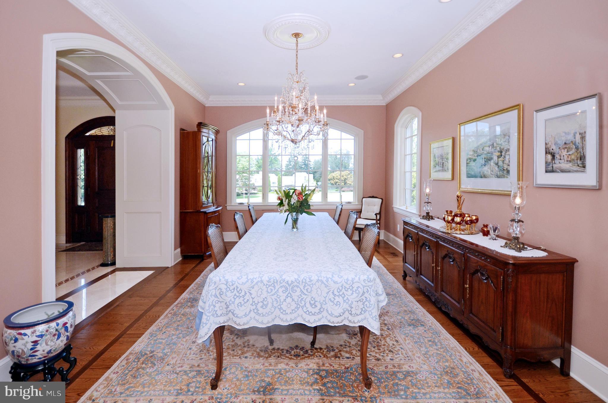 535 St Francis Road Towson, MD 21286 - Photo 13 of 30 Dining Room