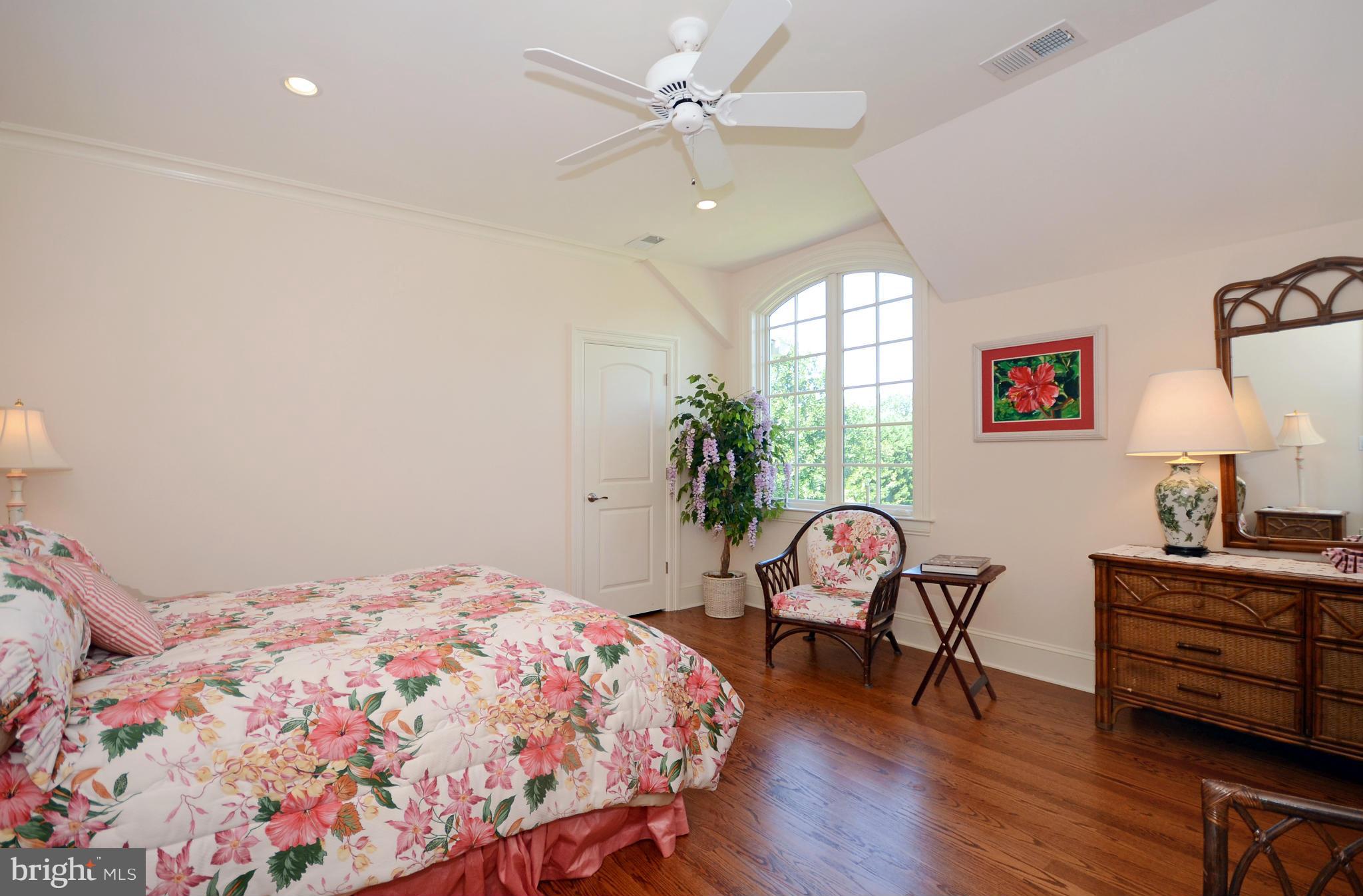 535 St Francis Road Towson, MD 21286 - Photo 20 of 30 Bedroom