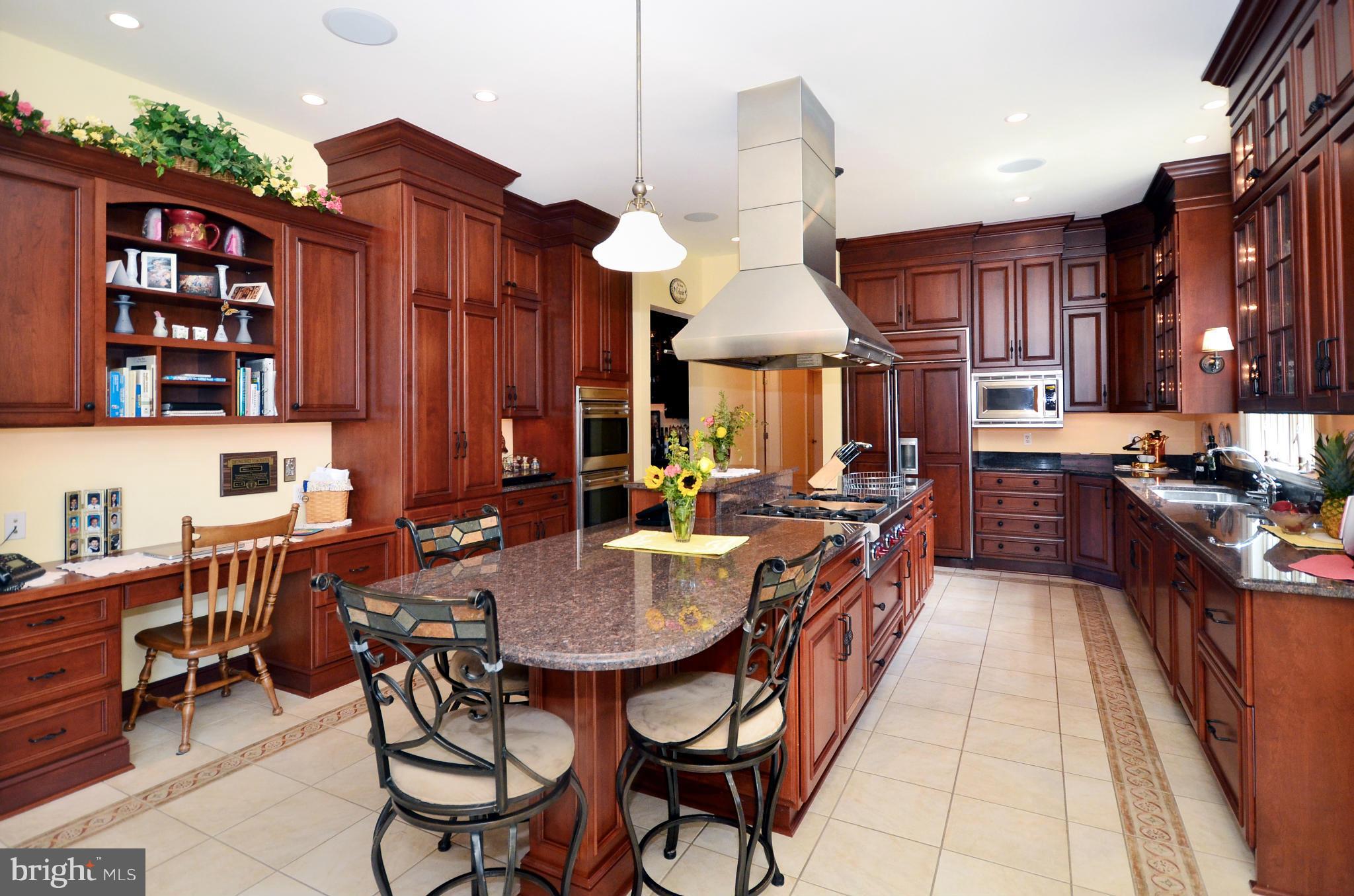 535 St Francis Road Towson, MD 21286 - Photo 7 of 30 Kitchen