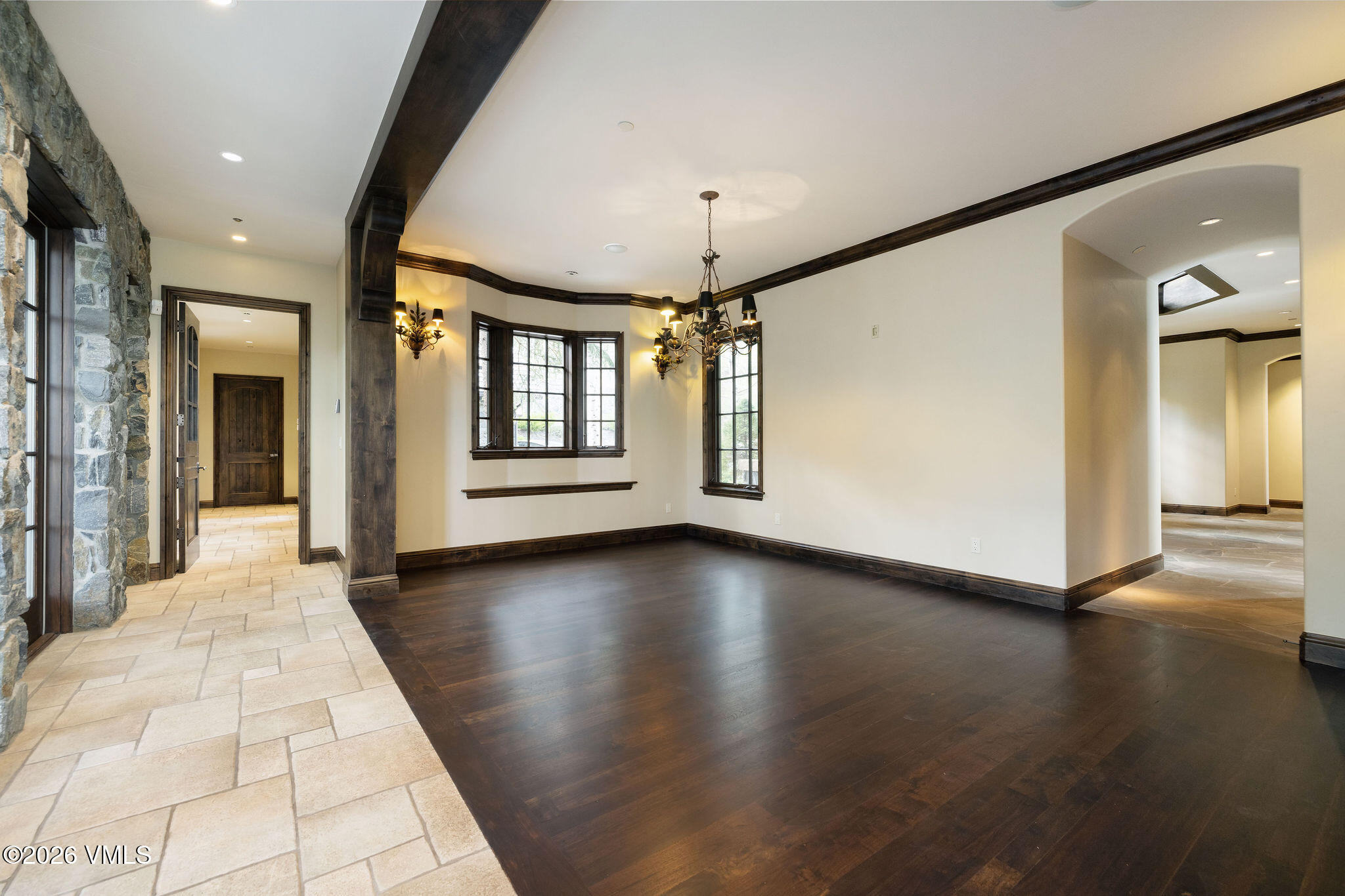 209 Forest Trail Edwards, CO 81632 - Photo 17 of 59 2604_209_forest_tr_interior_entry_b
