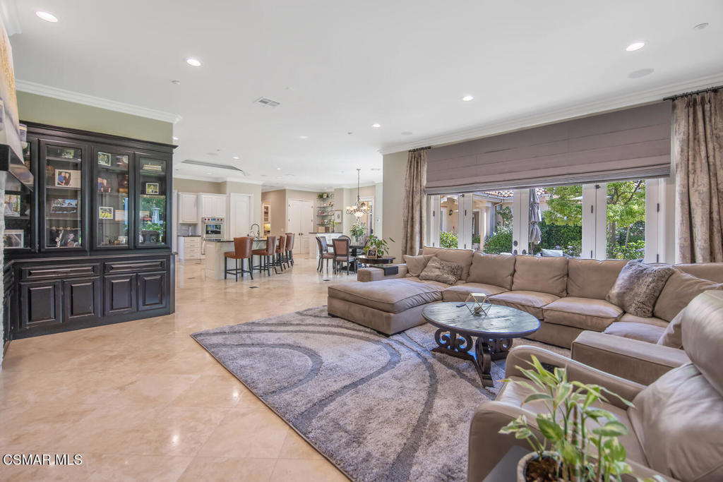 421 Whitegate Road Newbury Park, CA 91320 - Photo 26 of 76 a living room with furniture and a large window