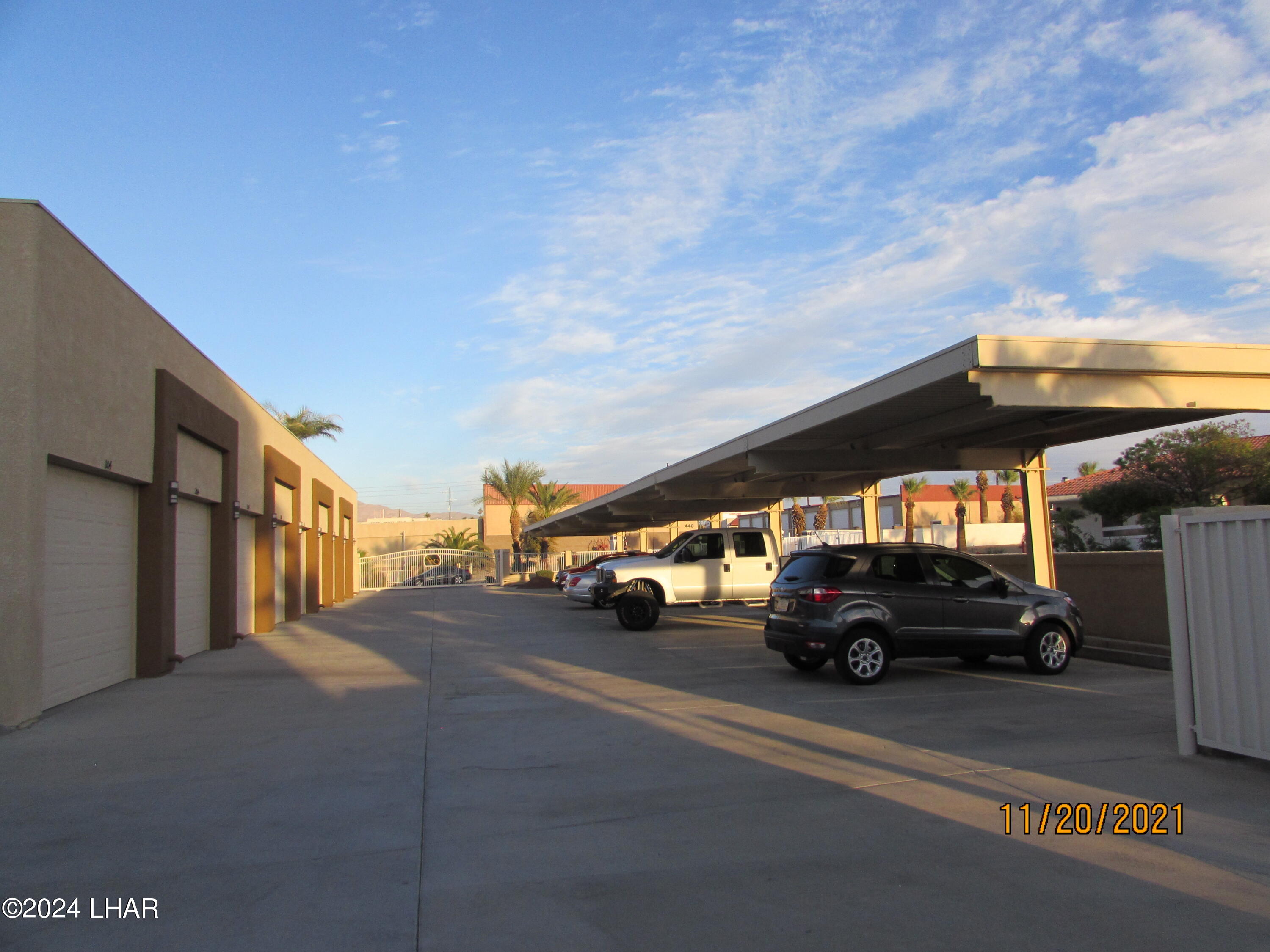 433 London Bridge Road, Unit 201 Lake Havasu City, AZ 86403 - Photo 15 of 15 complex parking
