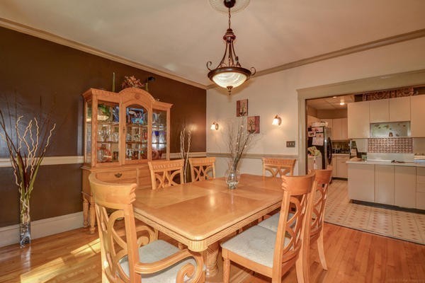 15 Montvale Road Worcester, MA 01609 - Photo 11 of 24 Gallery Image 11