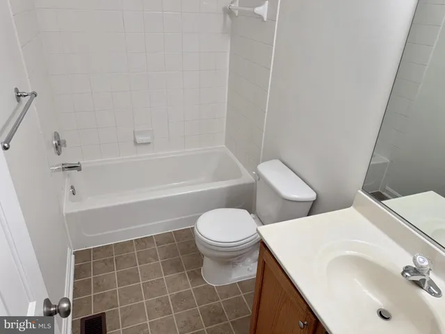 $269,900 | 466 Sequoia Drive, Smyrna, DE 19977