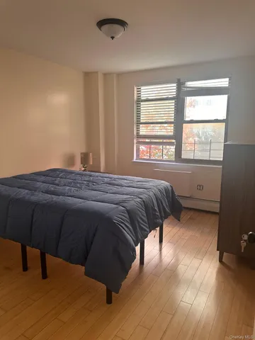 $4,100 | 415 East 160th Street | Melrose