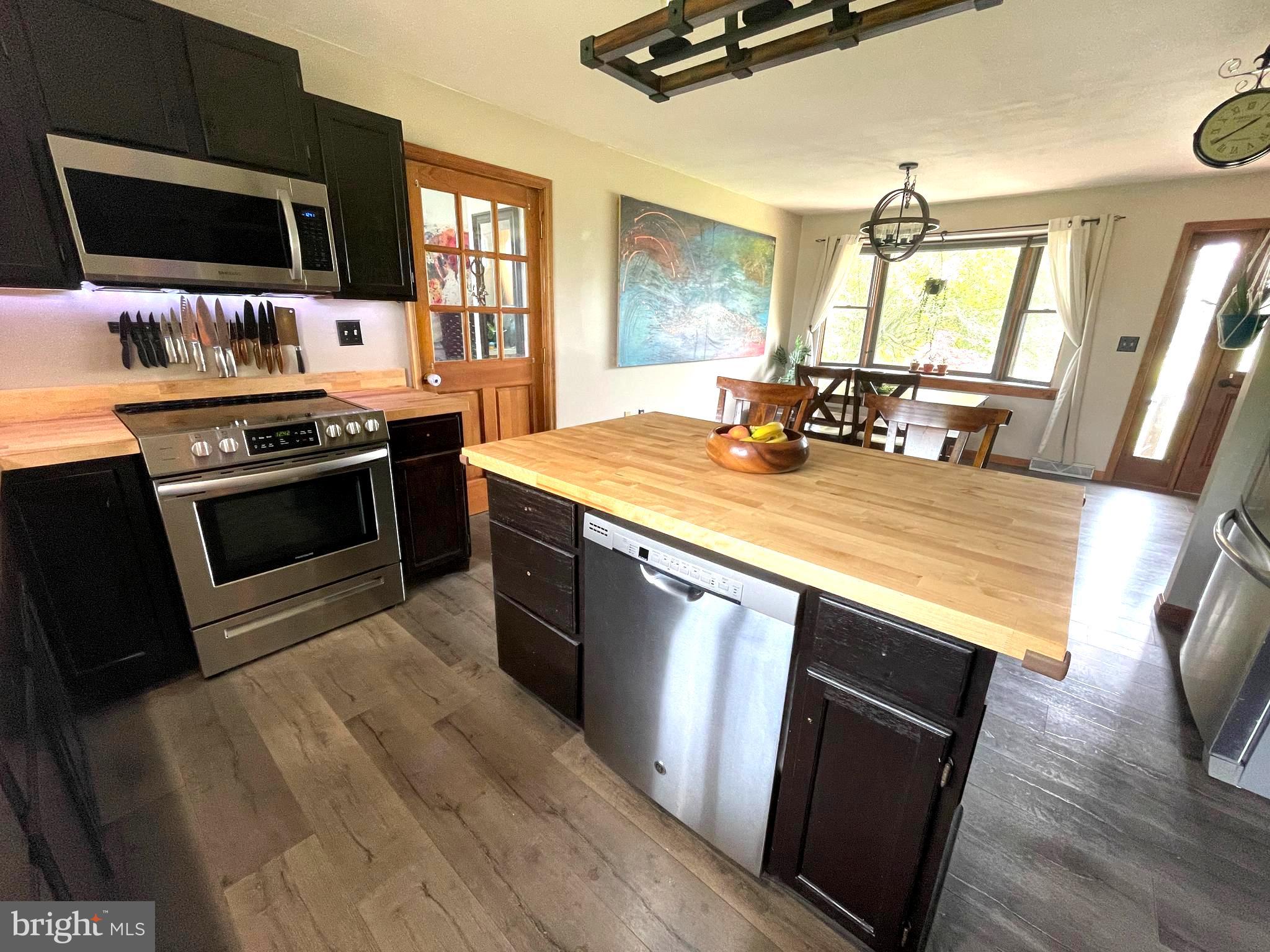 75 Clay Road Carlisle, PA 17015 - Photo 8 of 35 Gallery Image 8