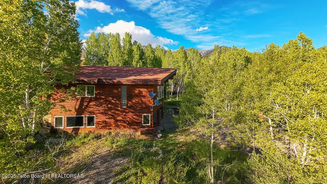 $595,000 | 84 Cottonwood Lane, Star Valley Ranch, WY 83127