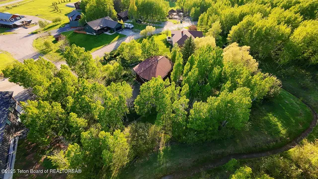 $595,000 | 84 Cottonwood Lane, Star Valley Ranch, WY 83127