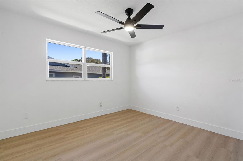 2972 Compton Court Clearwater, FL 33761 - Photo 22 of 37