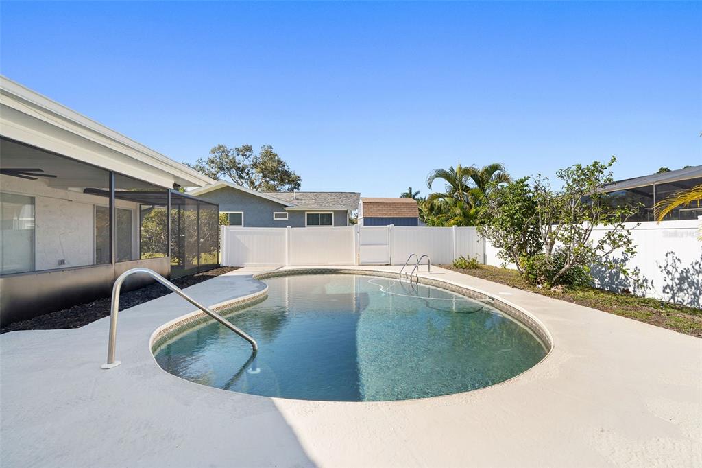 2972 Compton Court Clearwater, FL 33761 - Photo 31 of 37