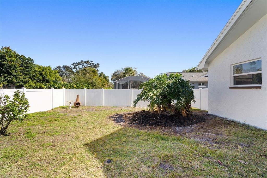 2972 Compton Court Clearwater, FL 33761 - Photo 33 of 37