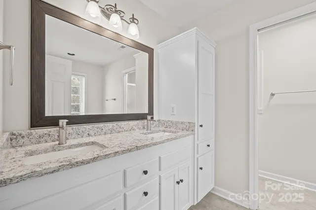 $424,999 | 3024 Cross Tie Lane, Matthews, NC 28105