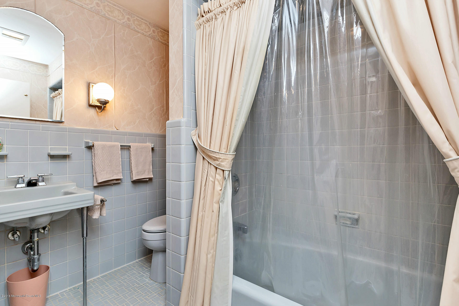 629 Valley Road Brielle, NJ 08730 - Photo 19 of 29 Hallway Bathroom