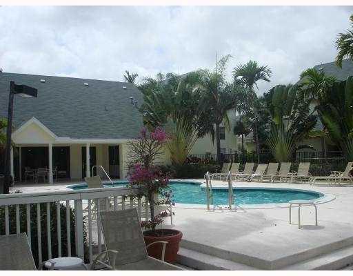 6355 La Costa Drive, Unit L Boca Raton, FL 33433 - Photo 14 of 14 pool2