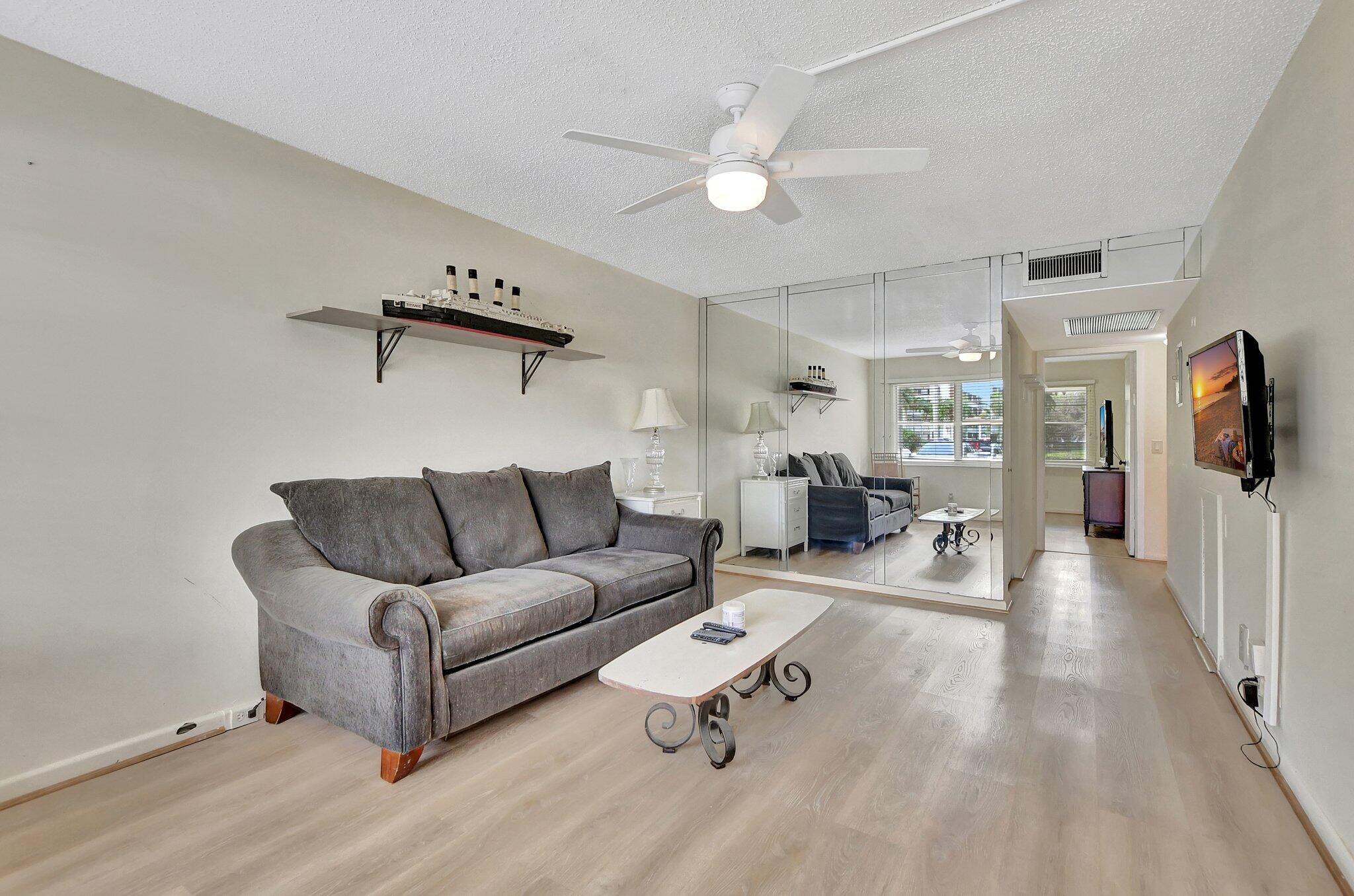 1030 Hythe B Boca Raton, FL 33434 - Photo 4 of 38 3-web-or-mls-DSC_1116