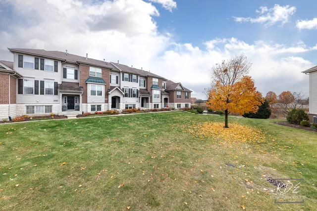 $459,900 | 2809 Blakely Lane, Naperville, IL 60540