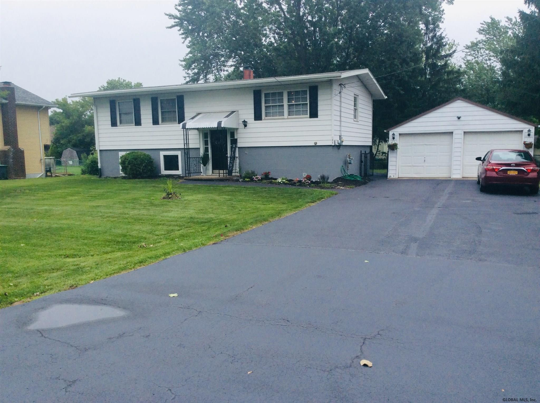 211 Middletown Road Waterford, NY 12188 - Photo 1 of 22 Photo 1