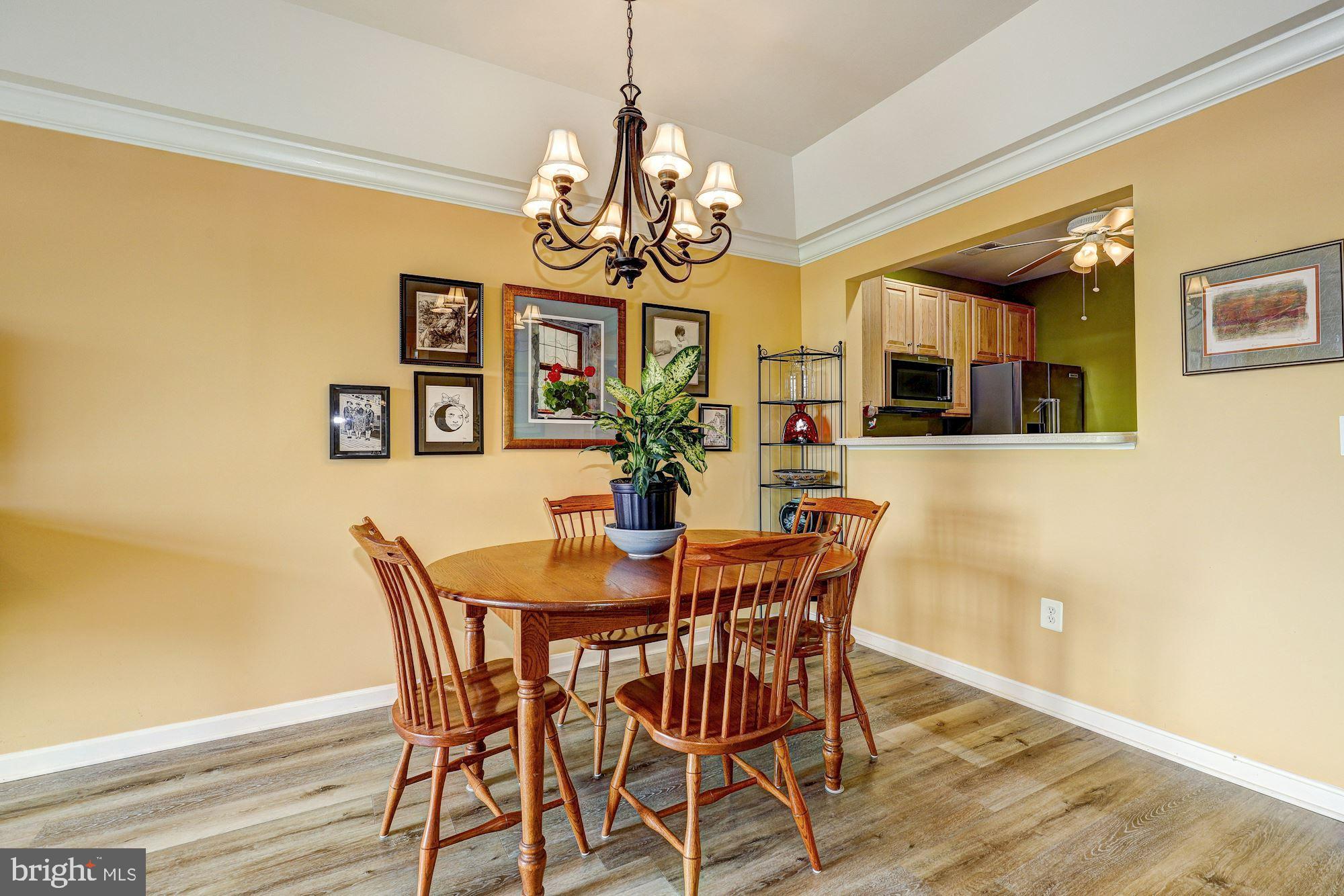 7315 Brookview Road, Unit 304 Elkridge, MD 21075 - Photo 6 of 31 Dining Area