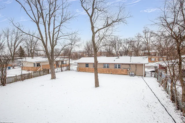 a view of outdoor space with yard
