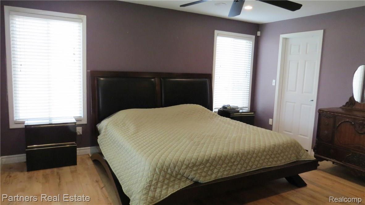 4850 Deal Road Fowlerville, MI 48836 - Photo 21 of 49 Master Bedroom at Deal Rd.JPG