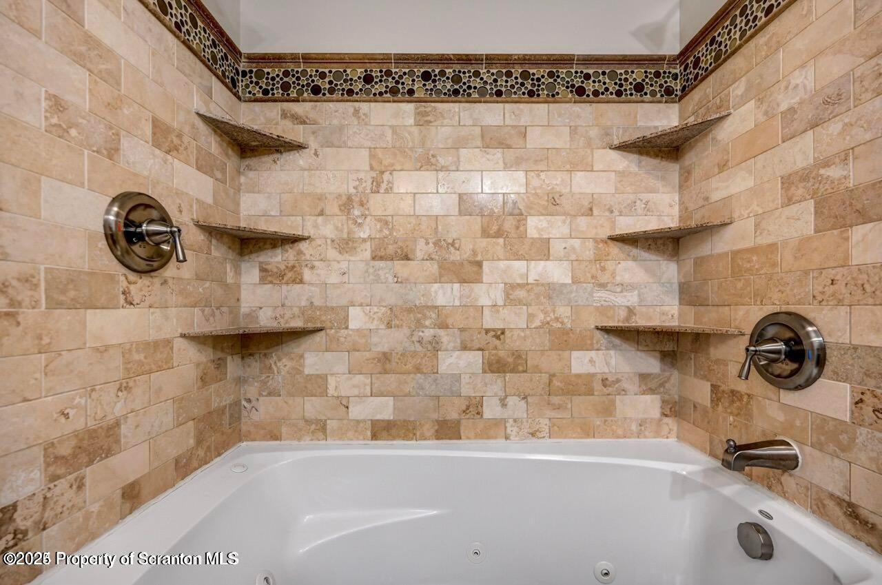 2600 Washburn Street Scranton, PA 18504 - Photo 11 of 31 20240513194552884105000000-o