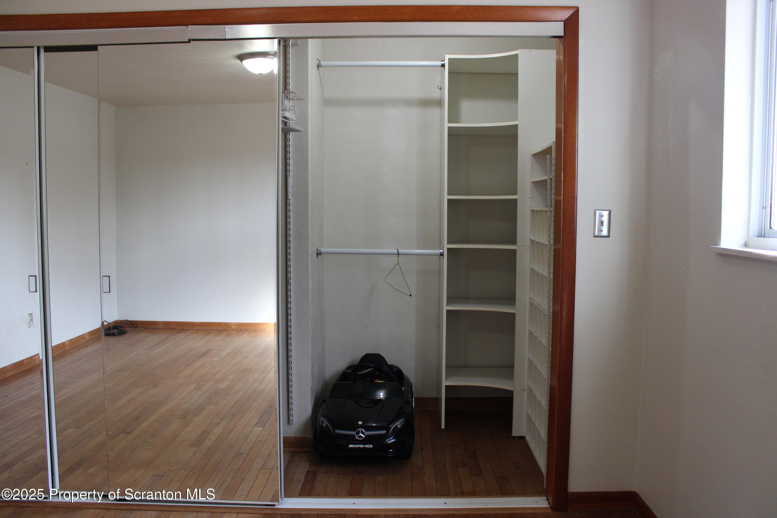 2600 Washburn Street Scranton, PA 18504 - Photo 21 of 31 IMG_2509