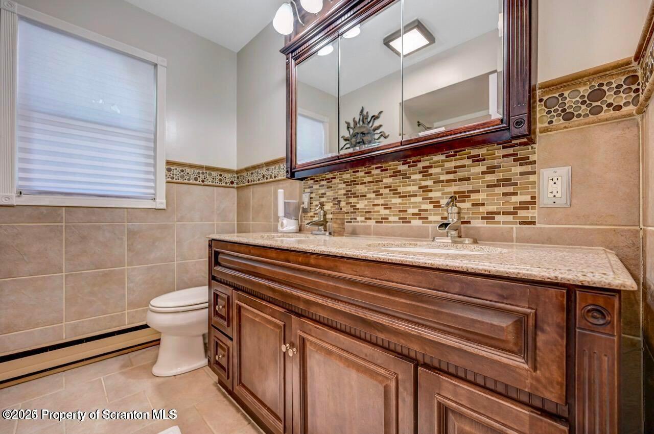 2600 Washburn Street Scranton, PA 18504 - Photo 8 of 31 20240513194557902886000000-o