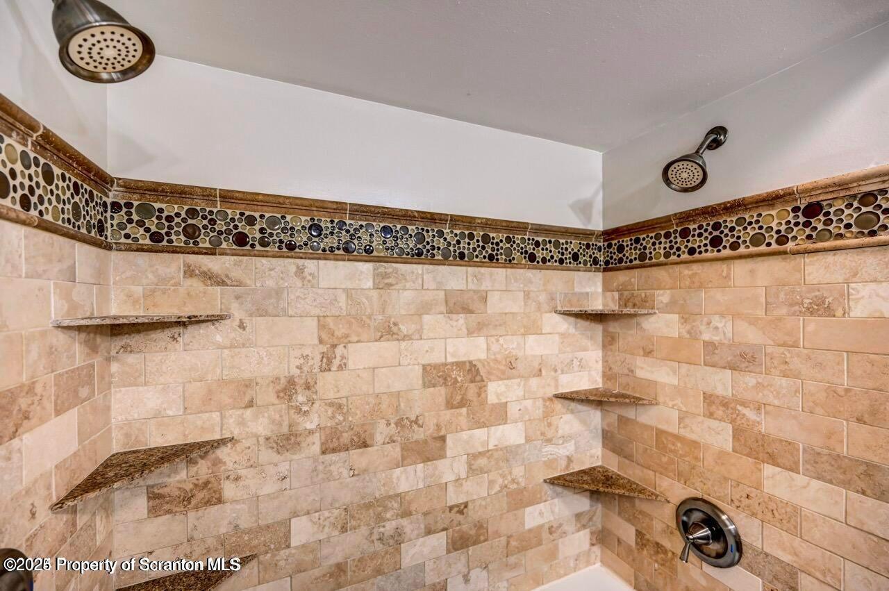 2600 Washburn Street Scranton, PA 18504 - Photo 10 of 31 20240513194550724729000000-o
