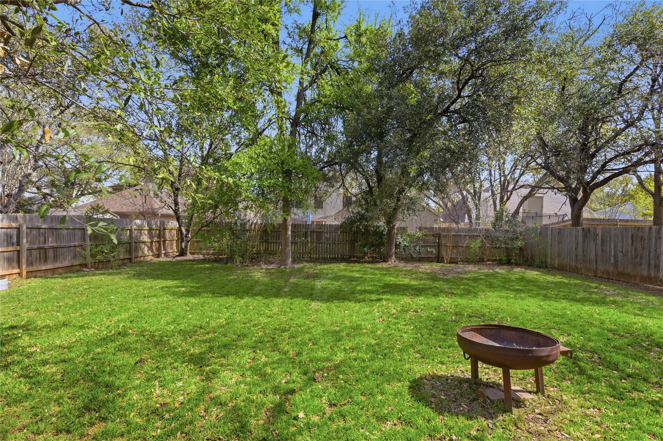 6310 Walebridge Lane Austin, TX 78739 - Photo 37 of 40 Massive yard! Nothing is on the market now in Circle C with this size of yard! Call to schedule a tour today!