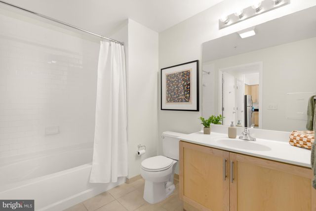 $495,000 | 437 New York Avenue Northwest, Unit 906, Washington, DC 20001