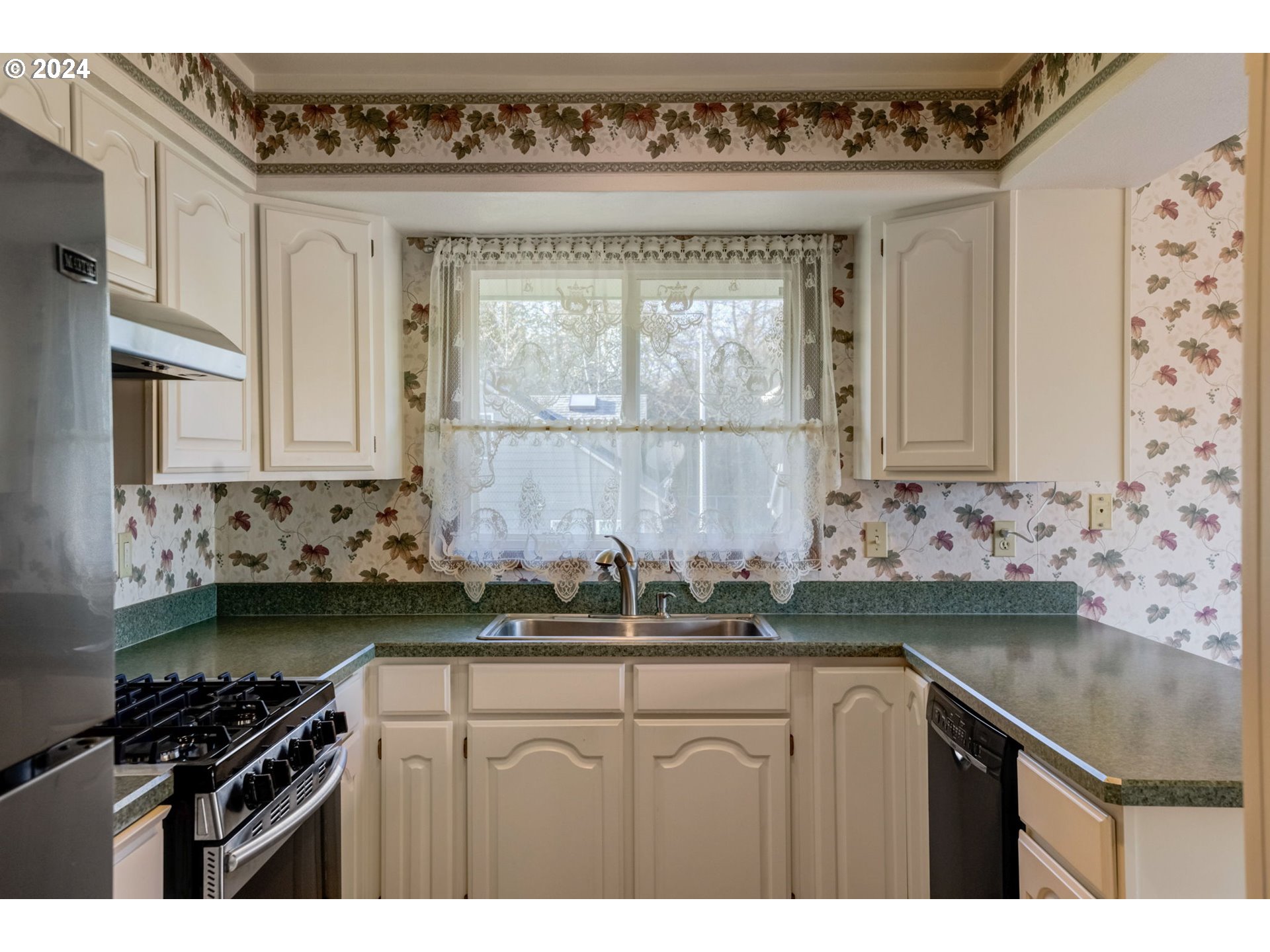1871 Southeast Palmblad Road Gresham, OR 97080 - Photo 18 of 48 Gallery Image 18