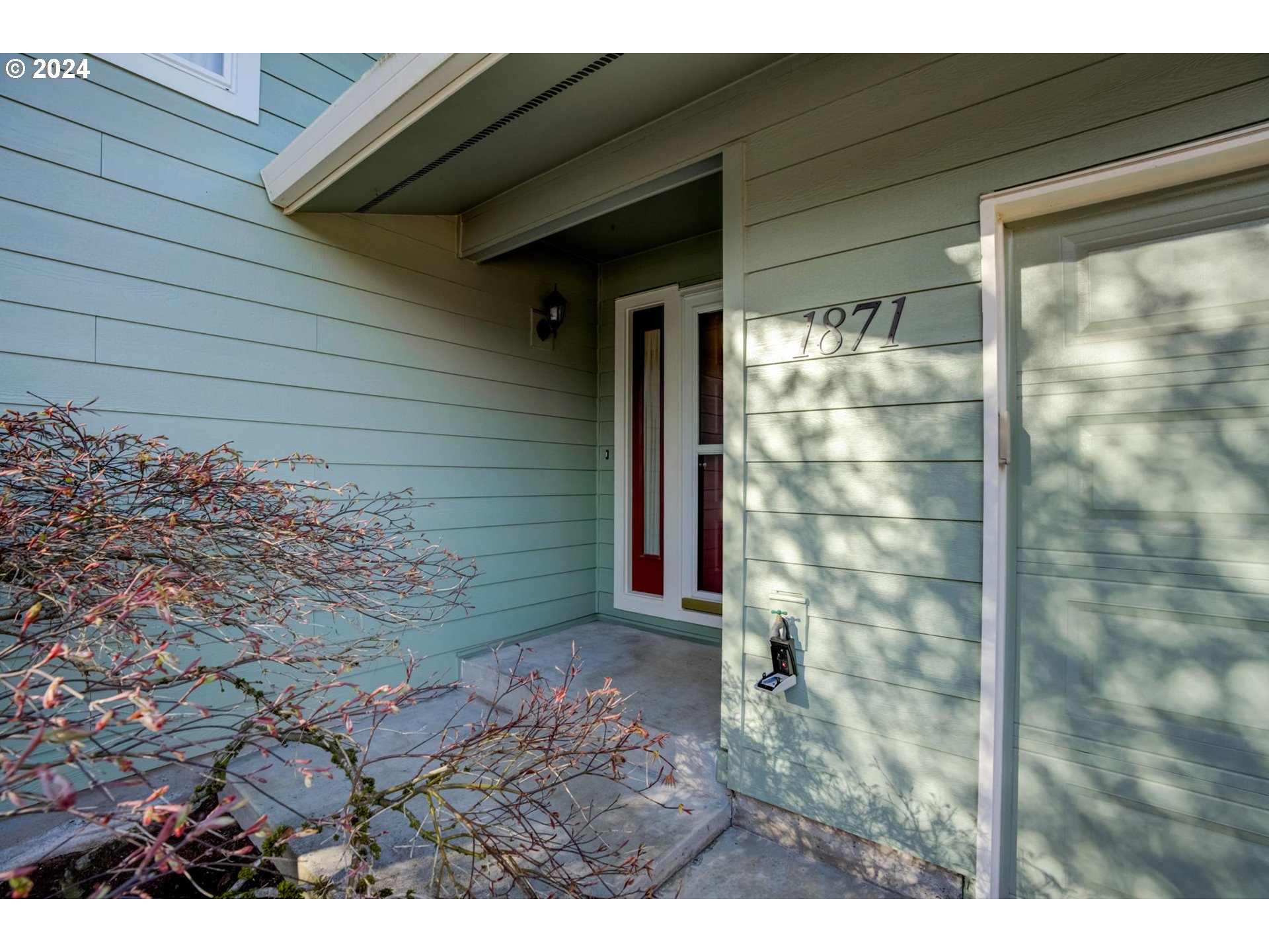 1871 Southeast Palmblad Road Gresham, OR 97080 - Photo 4 of 48 Gallery Image 4